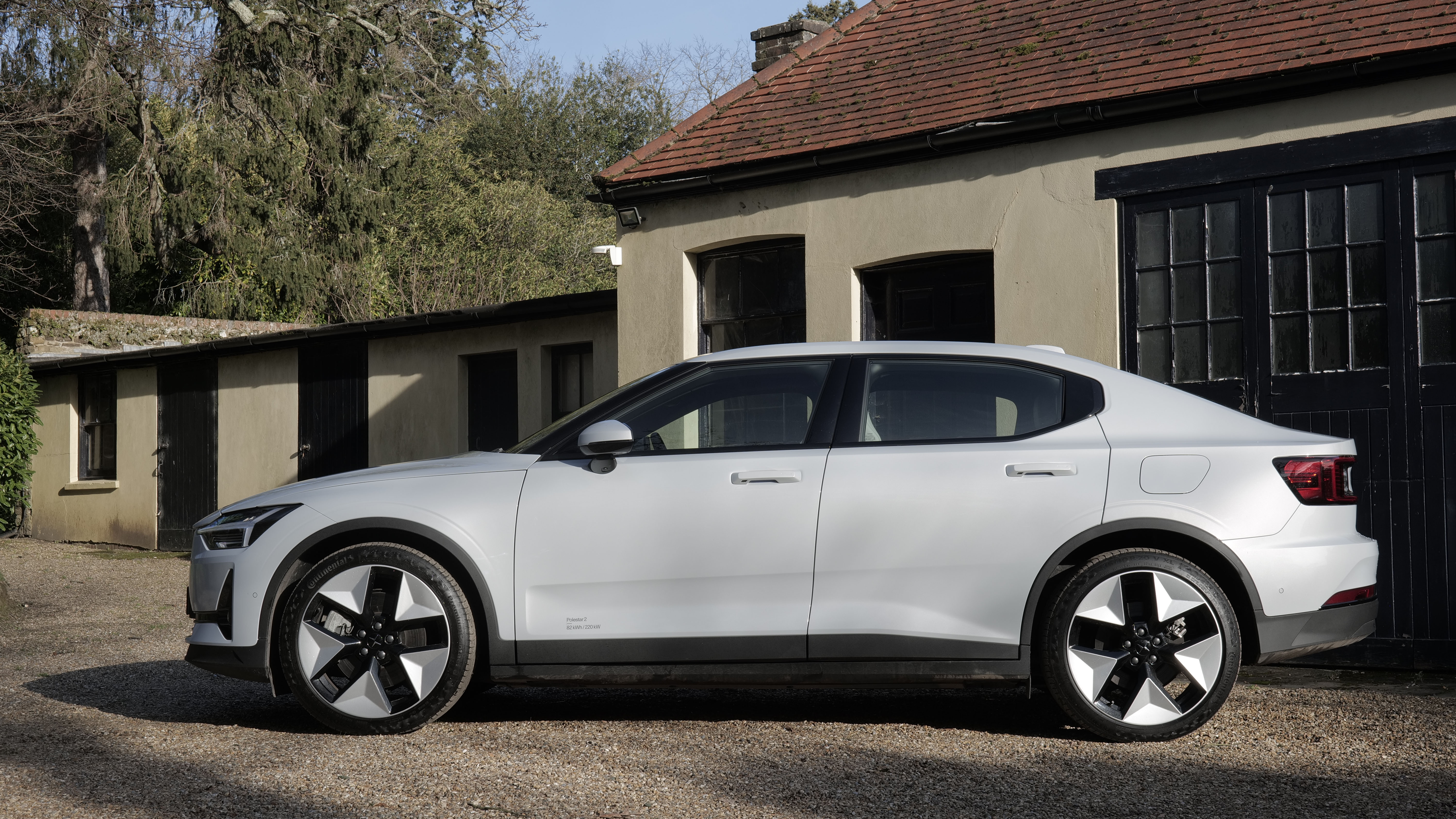 POLESTAR 2 FASTBACK 220kW 82kWh Long Range Single motor Prime 5dr Auto